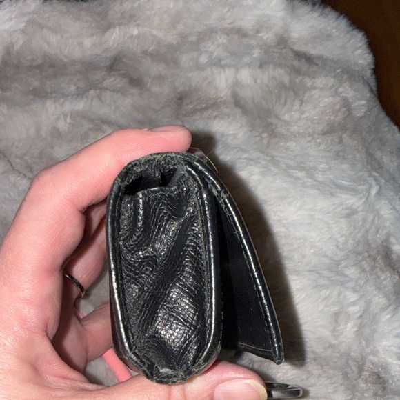 Bulgari Black Leather Clutch with Silver Snap clip for front closure. - Picture 8 of 11